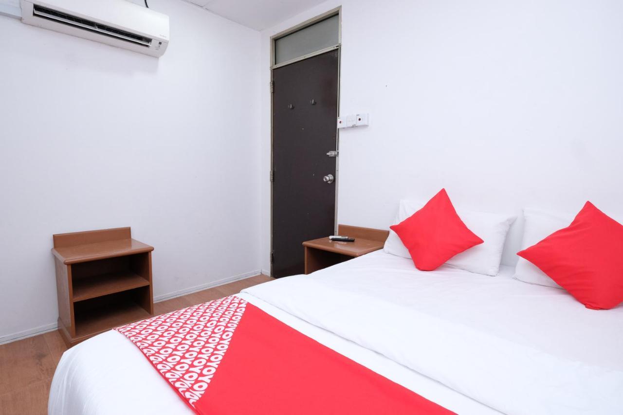 Oyo 715 Mr J Hotel Kota Bharu Eksteriør bilde
