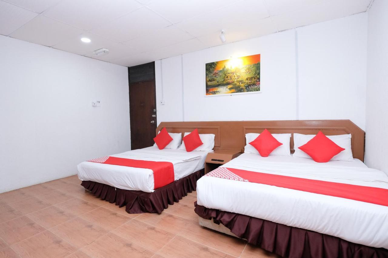 Oyo 715 Mr J Hotel Kota Bharu Eksteriør bilde
