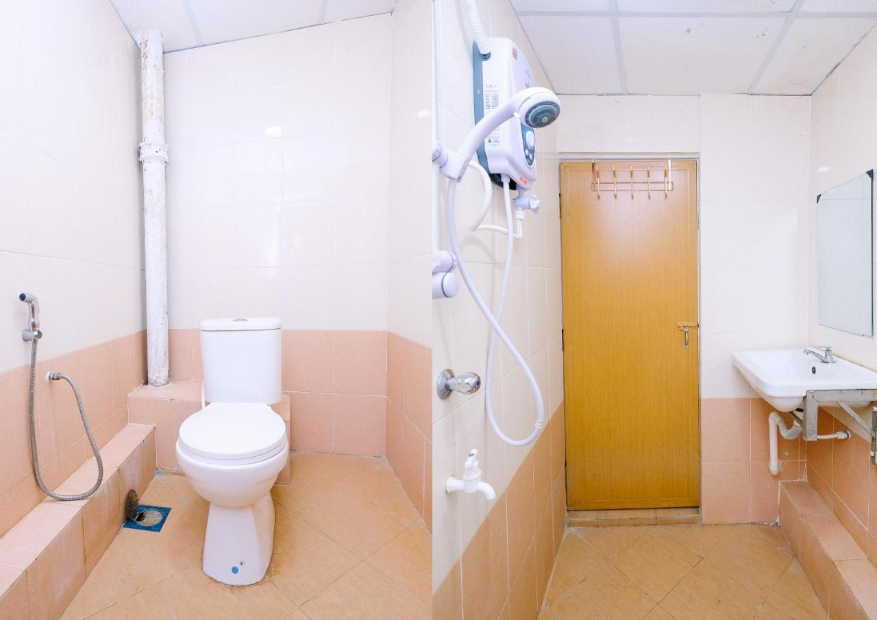 Oyo 715 Mr J Hotel Kota Bharu Eksteriør bilde
