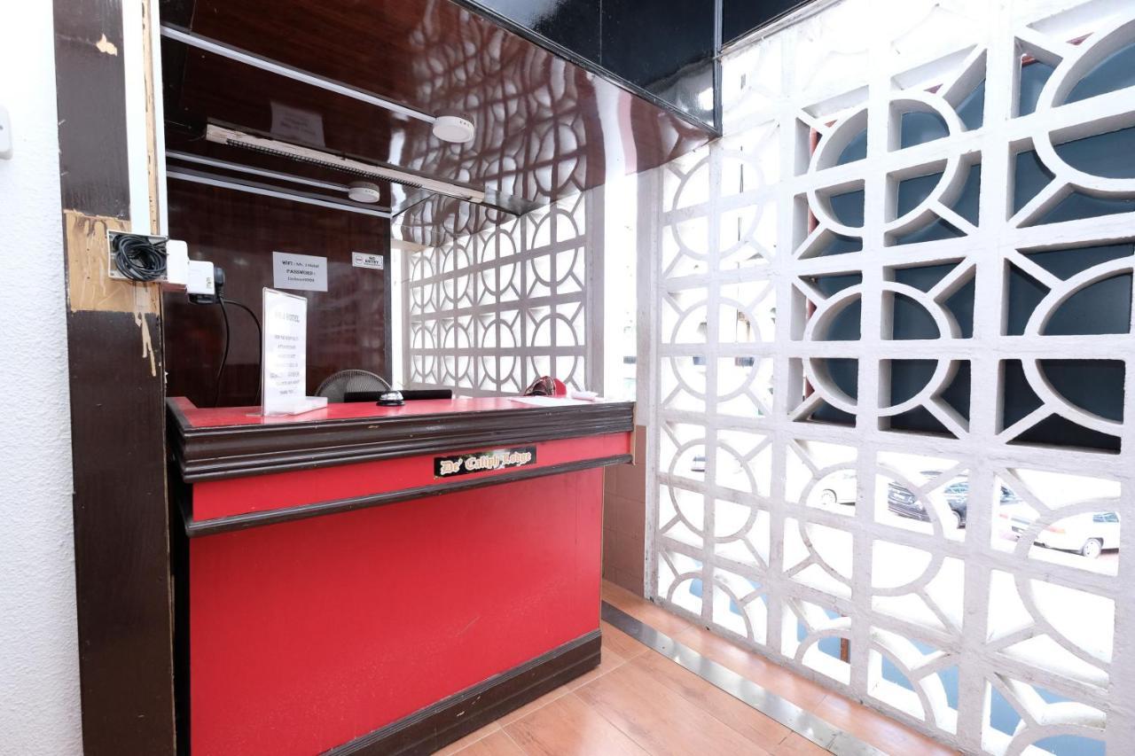 Oyo 715 Mr J Hotel Kota Bharu Eksteriør bilde