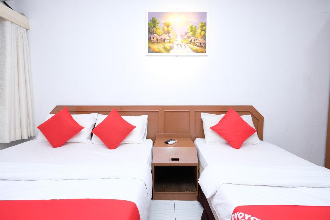 Oyo 715 Mr J Hotel Kota Bharu Eksteriør bilde