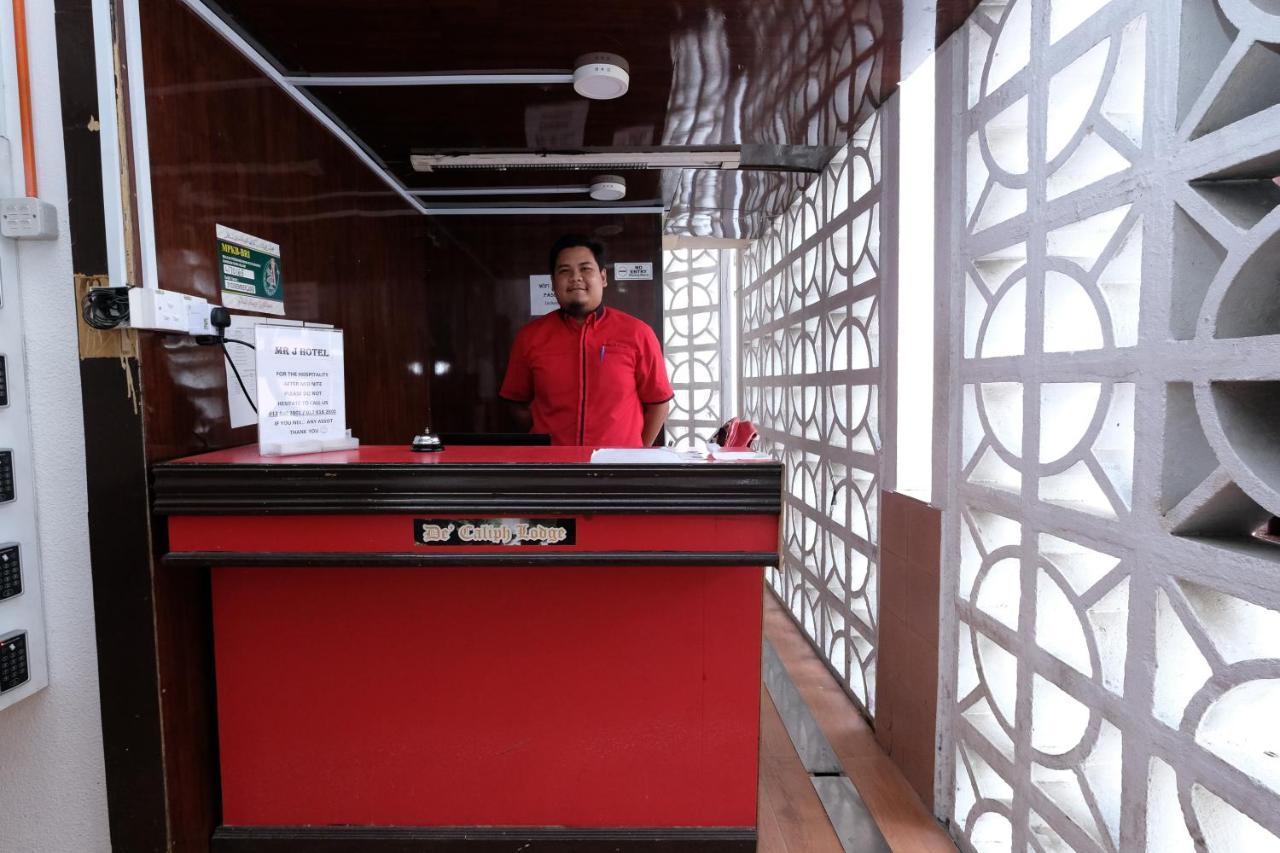 Oyo 715 Mr J Hotel Kota Bharu Eksteriør bilde