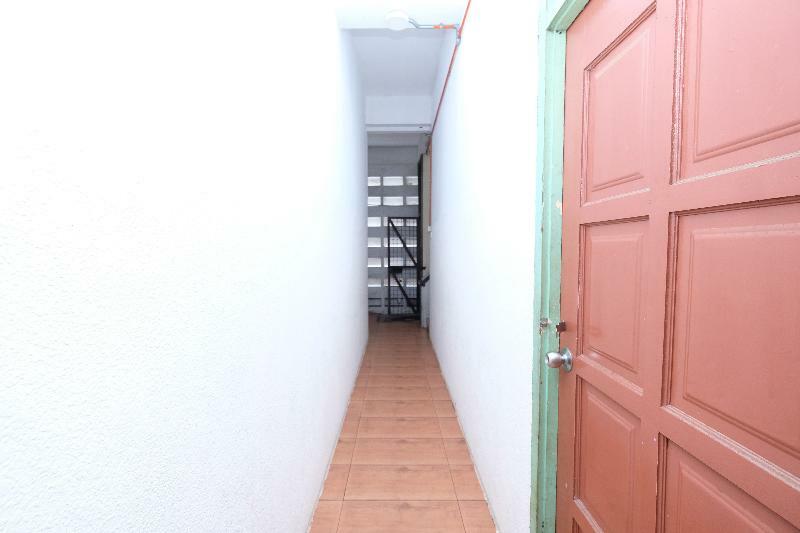 Oyo 715 Mr J Hotel Kota Bharu Eksteriør bilde