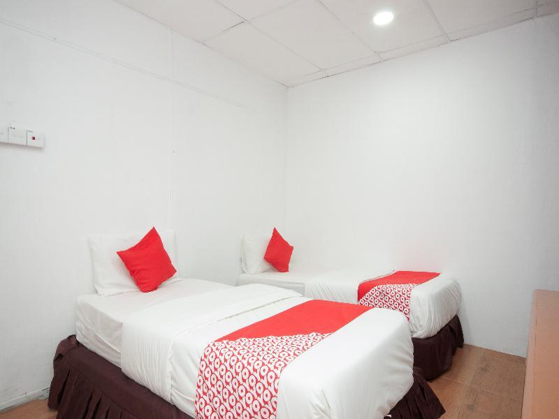 Oyo 715 Mr J Hotel Kota Bharu Eksteriør bilde